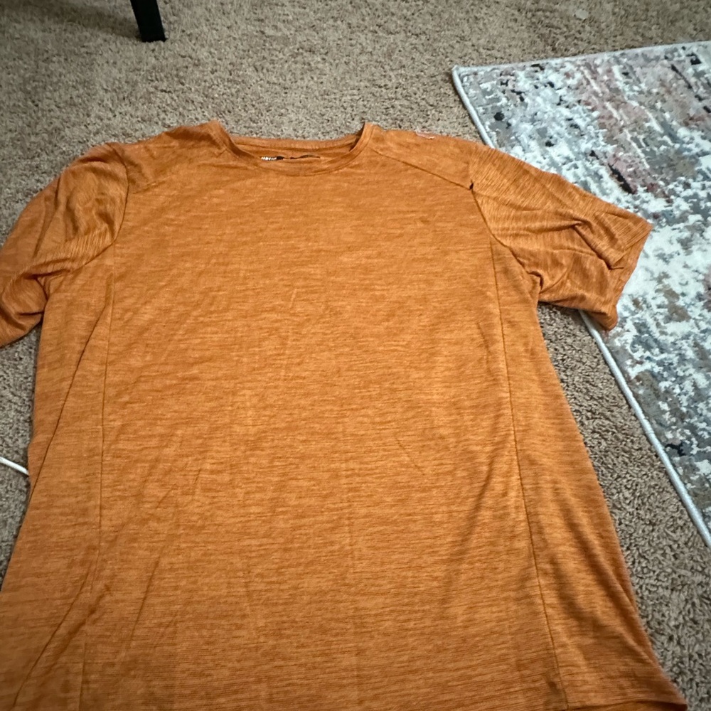 REI Men's Heathered Orange Short Sleeve Tee